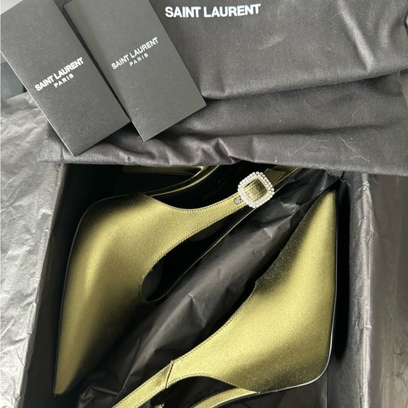 SAINT LAURENT
Satin Yazmeen Slingback Pumps 115 - Picture 5 of 10